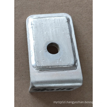 Metal ground socket